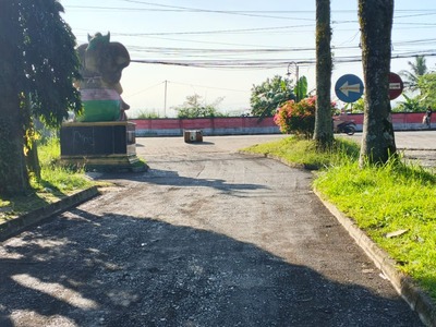 Pemasangan paving block press hidrolik dan rigid pavement cor beton